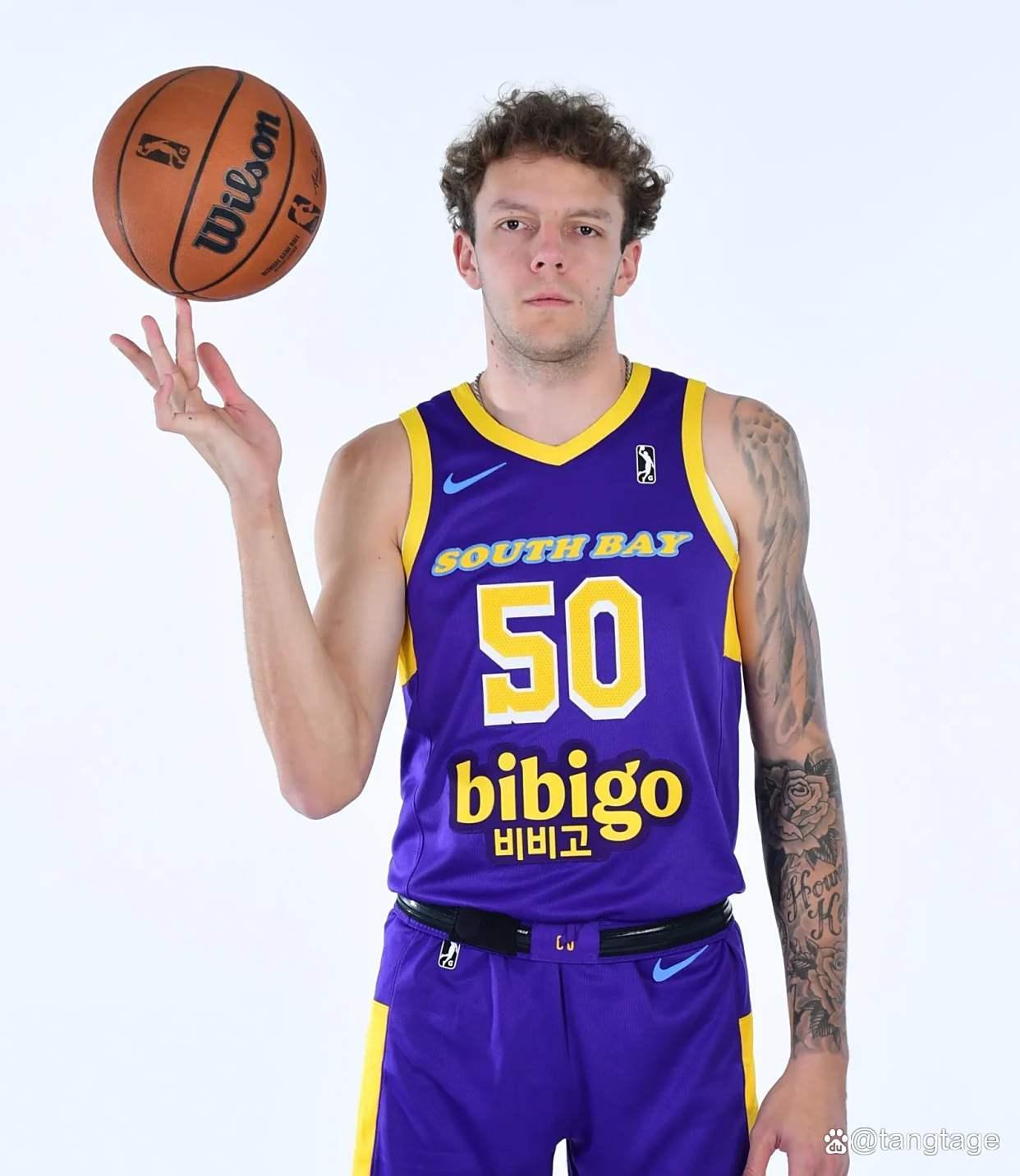 南宫体育官网-关于转折点洛杉矶湖人回应争议；欧冠冲刺阶段攻防权衡；赛场秩序良好；轮换策略成焦点的信息